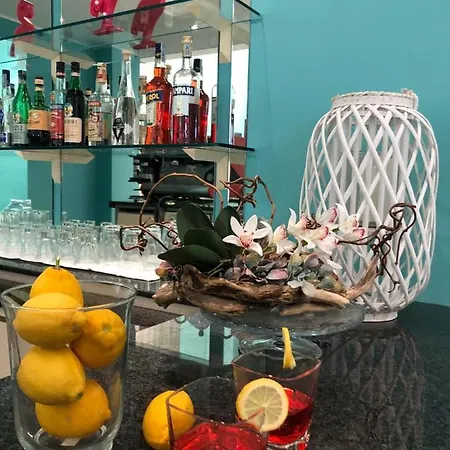 Hotell Tre Rose 3*