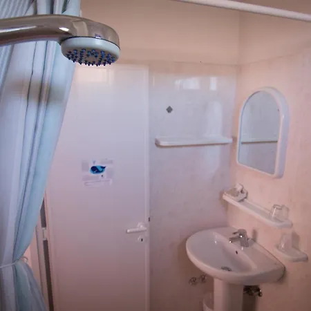 Tre Rose Hotell 3*